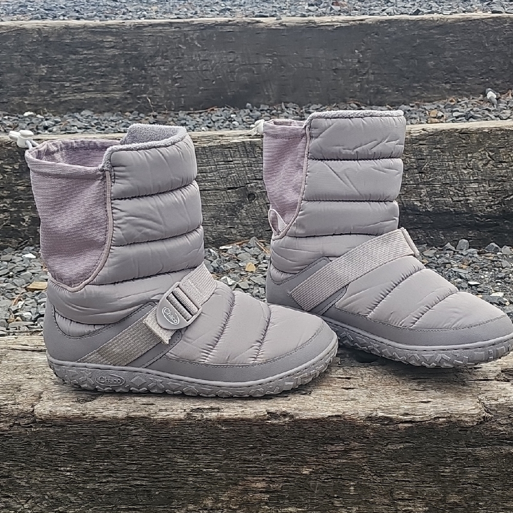 Women's Quilted Winter Boot - Light Gray